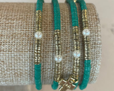 Rory Solid Color With Gold Pearls and Sequin Stretch Bracelet- Kelly Green