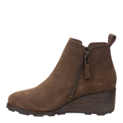 OTBT - STORY in BROWN Wedge Ankle Boots